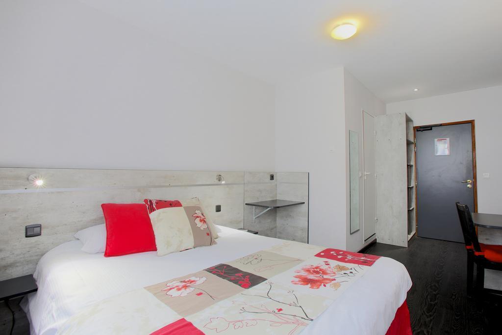 Le Castel Hotel Tain-l'Hermitage Room photo