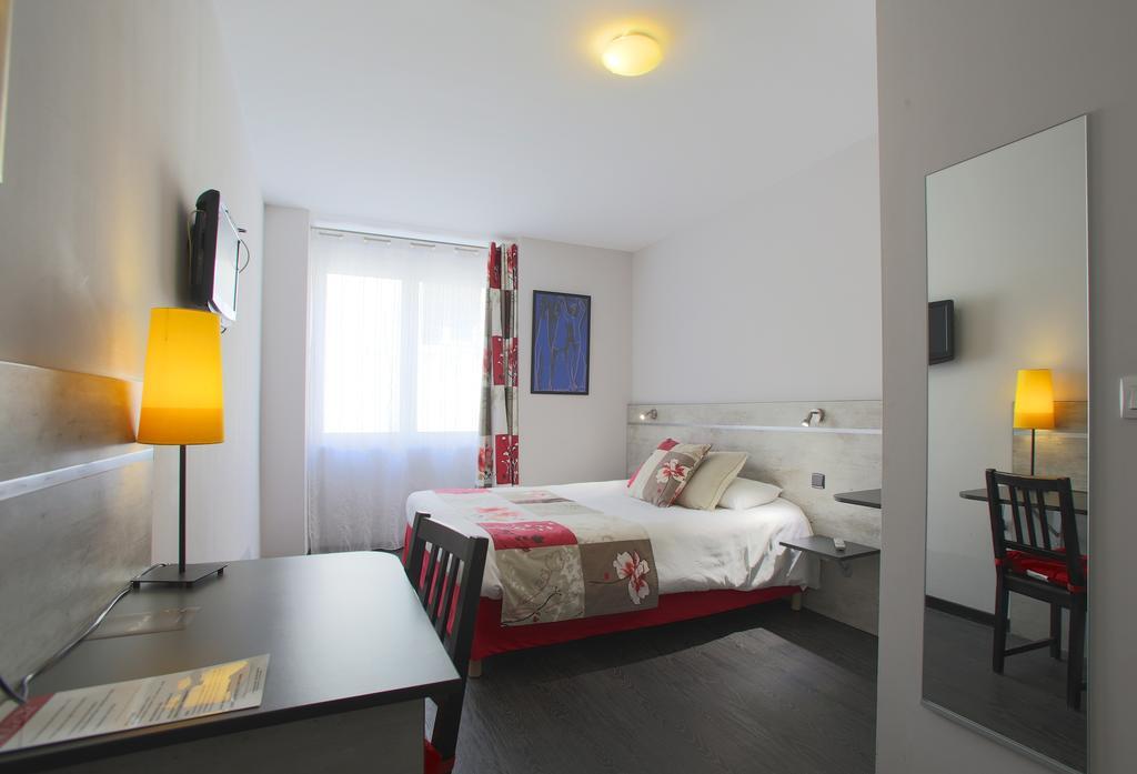 Le Castel Hotel Tain-l'Hermitage Room photo