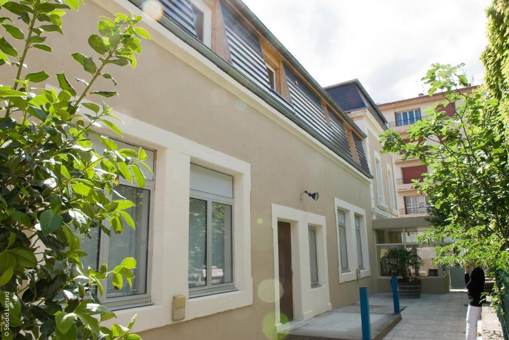 Le Castel Hotel Tain-l'Hermitage Exterior photo